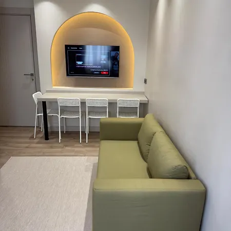 Abay Homes 아파트 *