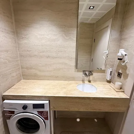 Abay Homes 아파트 *