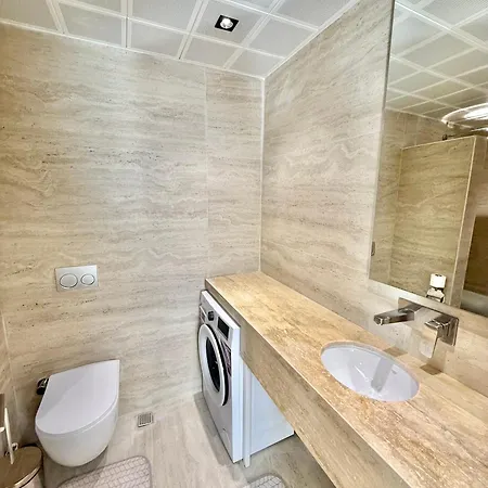 Abay Homes 아파트